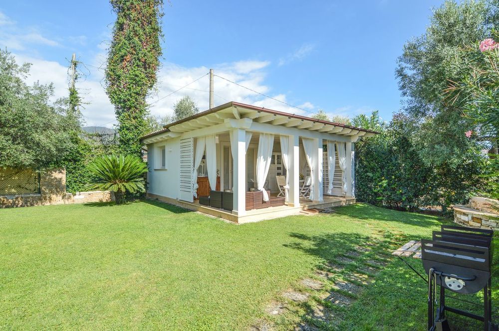Property photo 3 of 40