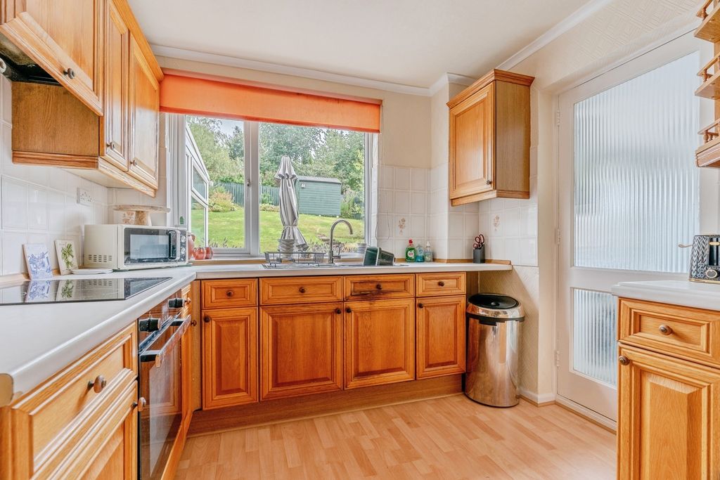 Property photo 2 of 20 Pbox-Img.Jpg