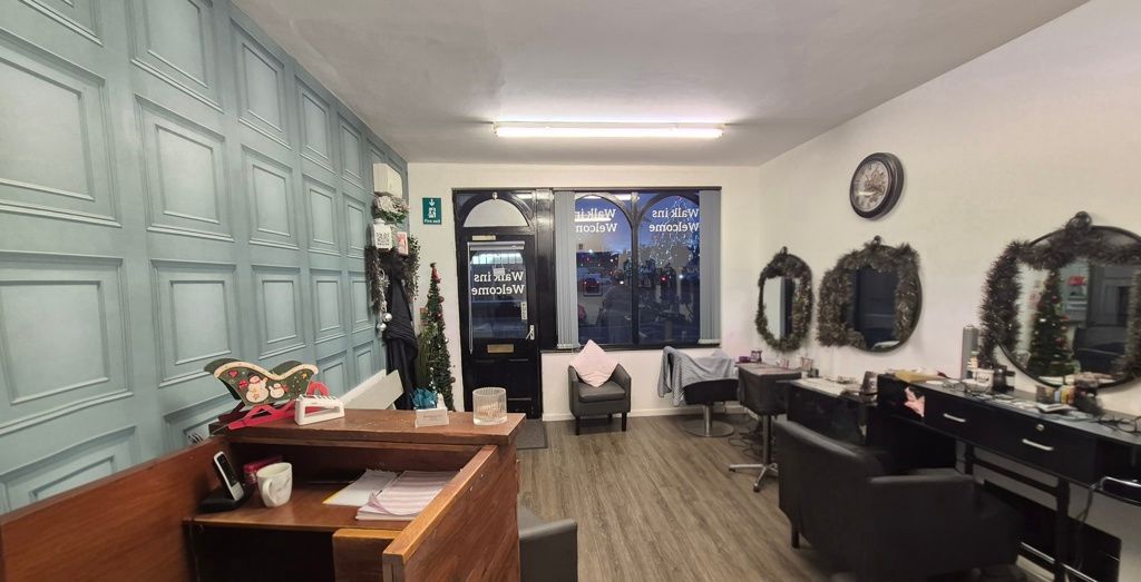 Property photo 3 of 6 Photo 12