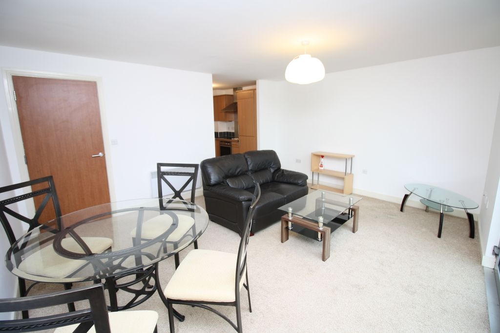 Property photo 1 of 9 Lounge