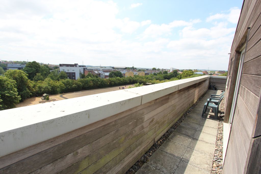 Property photo 2 of 13 Img_6219A
