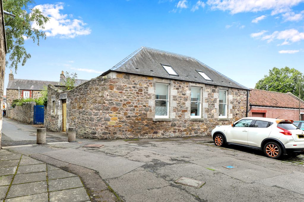 Property photo 1 of 17 Primary Property Image