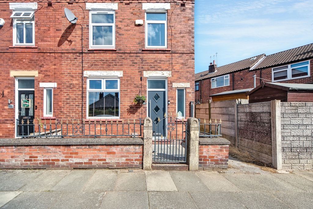 Property photo 1 of 20