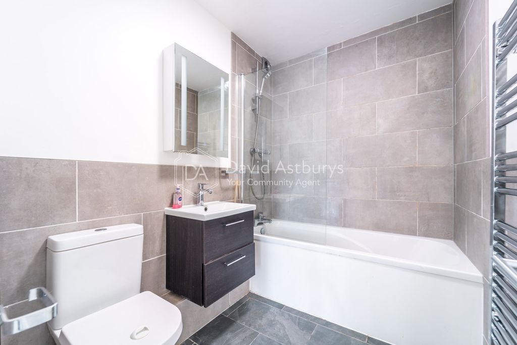 Property photo 3 of 9 Mba06954