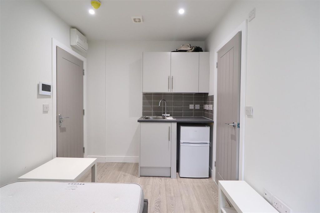 Property photo 2 of 9 Img_6902.Jpg