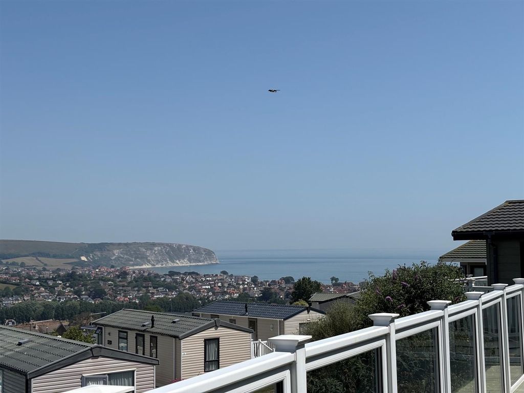 Property photo 2 of 27 4348 New Bird View Deck.Jpg