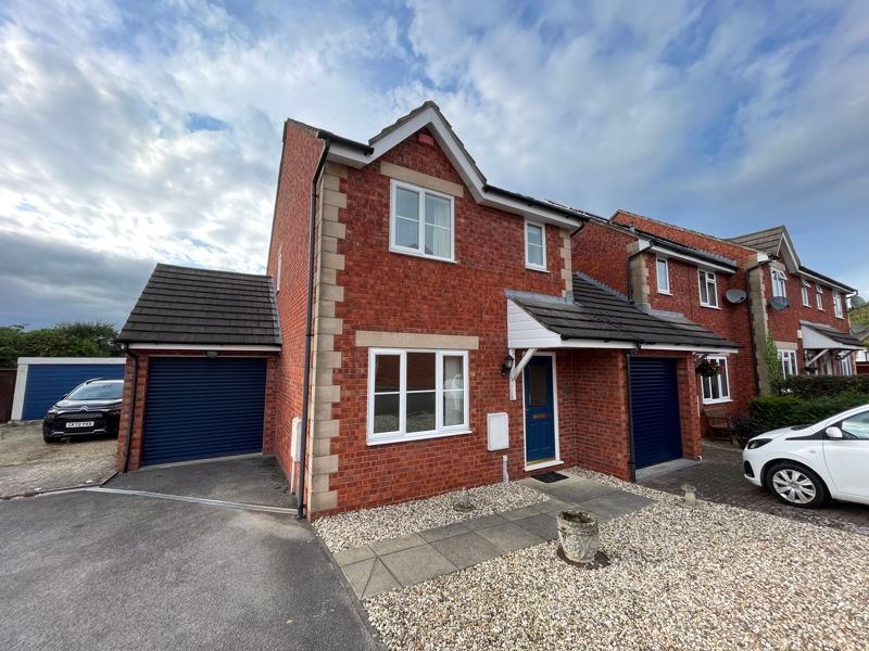 Property photo 1 of 8 Exterior