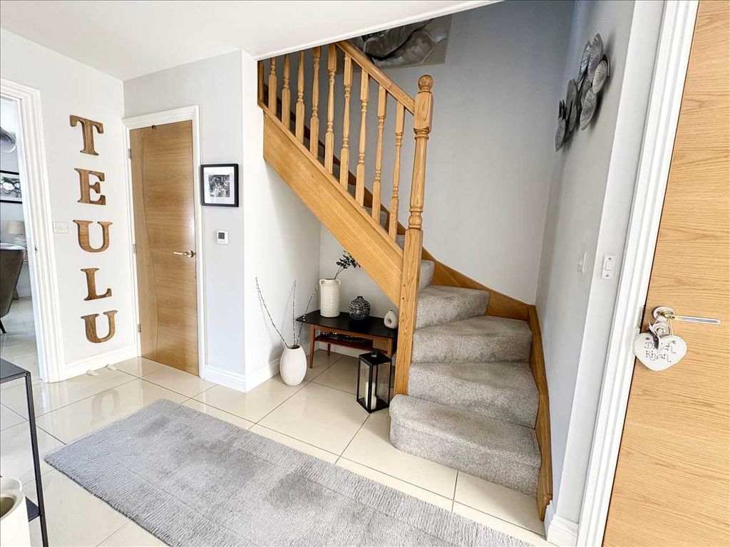 Property photo 3 of 27 Reception Hall :