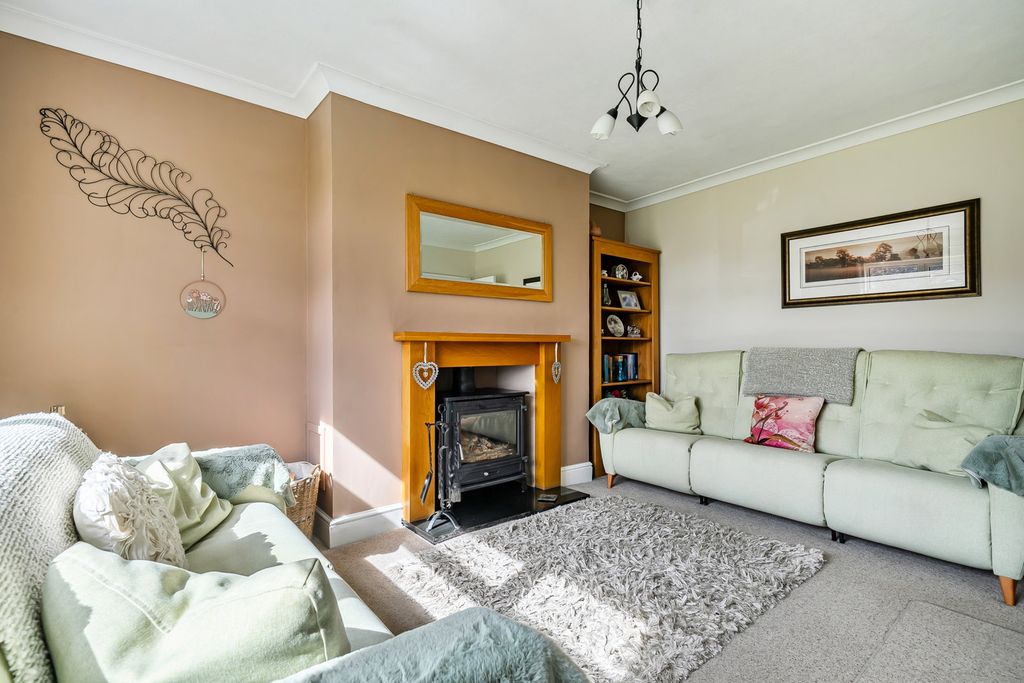 Property photo 3 of 22