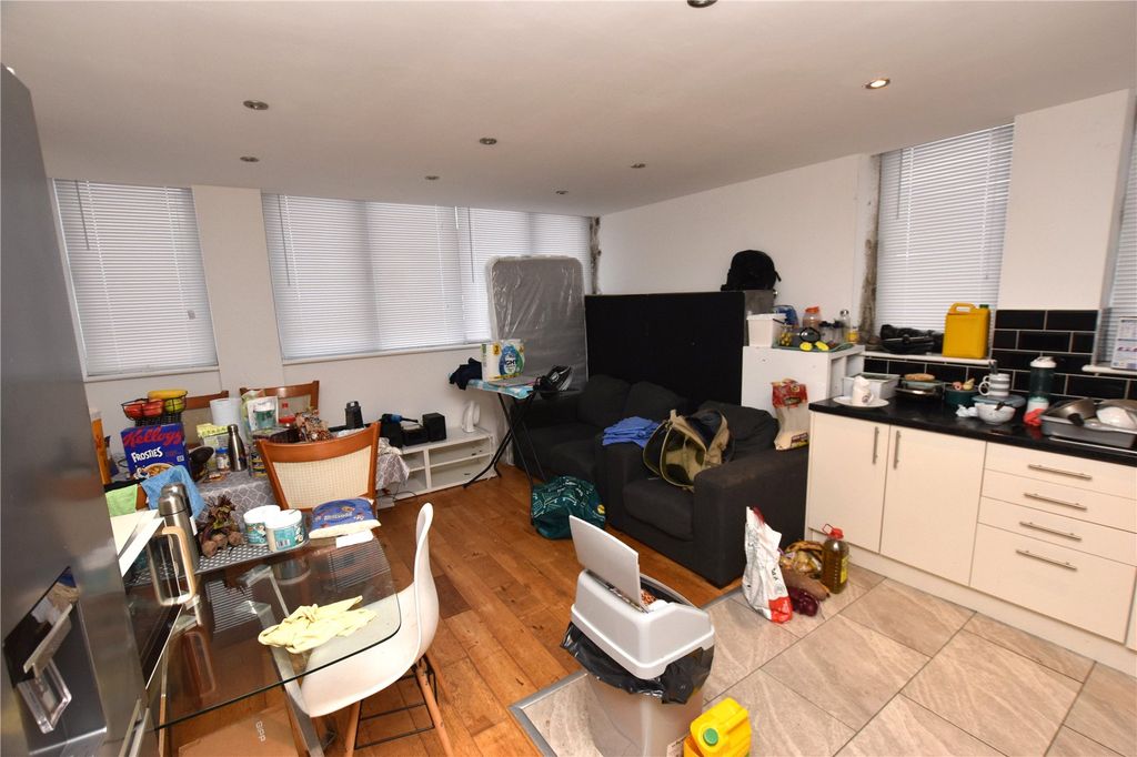 Property photo 3 of 10 Picture No. 03