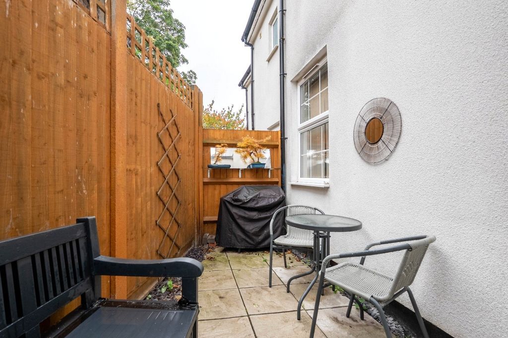 Property photo 3 of 12 Picture No. 04