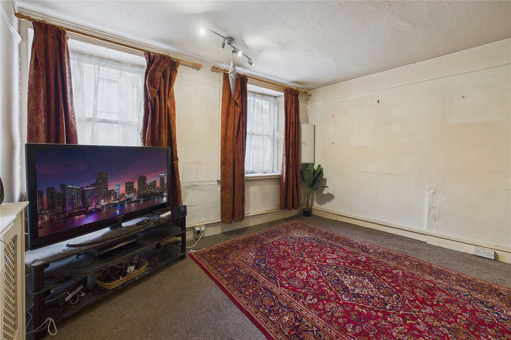 Property photo 3 of 9 Picture No. 07