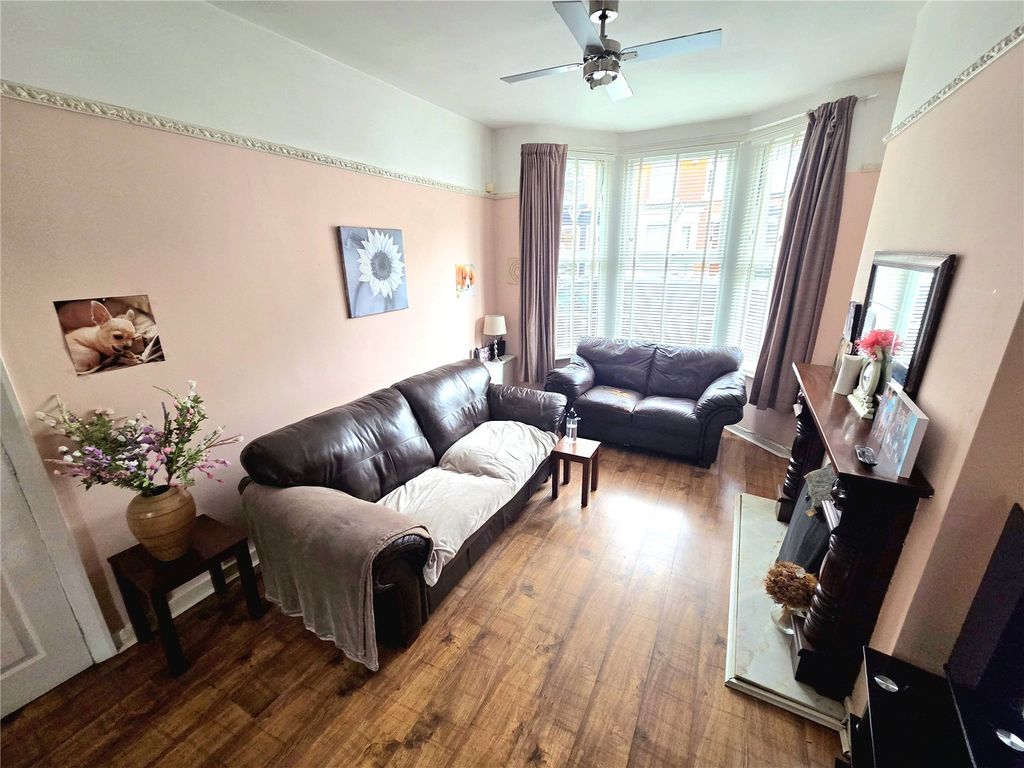 Property photo 3 of 15 Picture No. 09