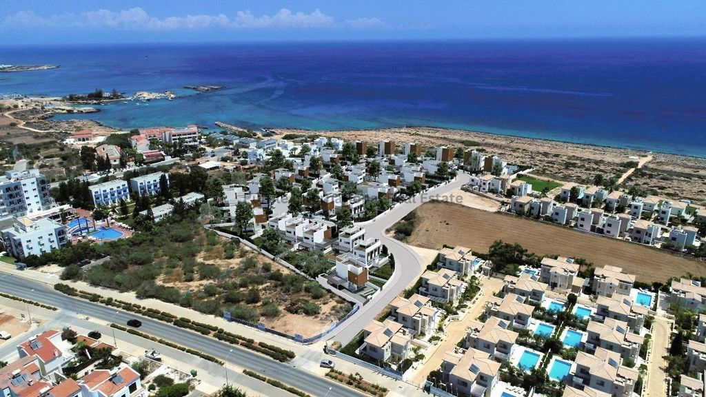 Property photo 1 of 4