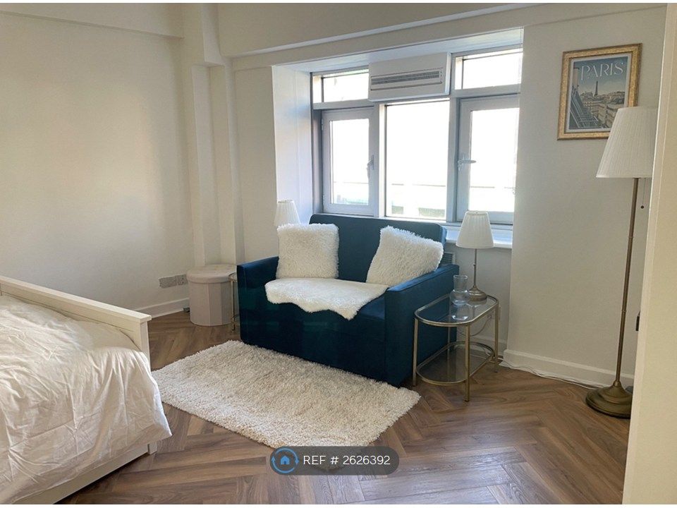 Property photo 1 of 4