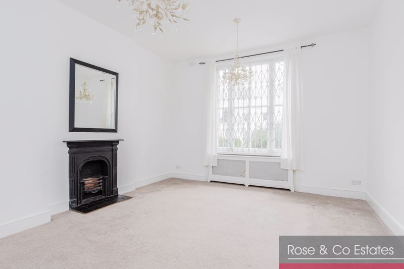 Property photo 2 of 8 Photo 2