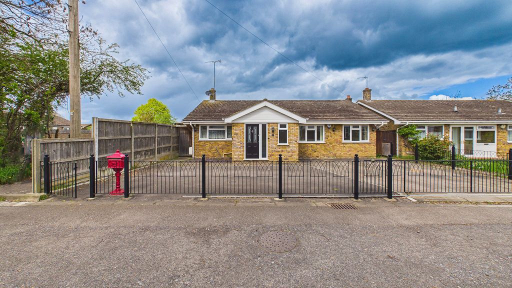 Property photo 1 of 37 3B54F454B68441F0A444Aacbcabb8d99_100_Cam04968G0-Pr0115-Still012 (1)