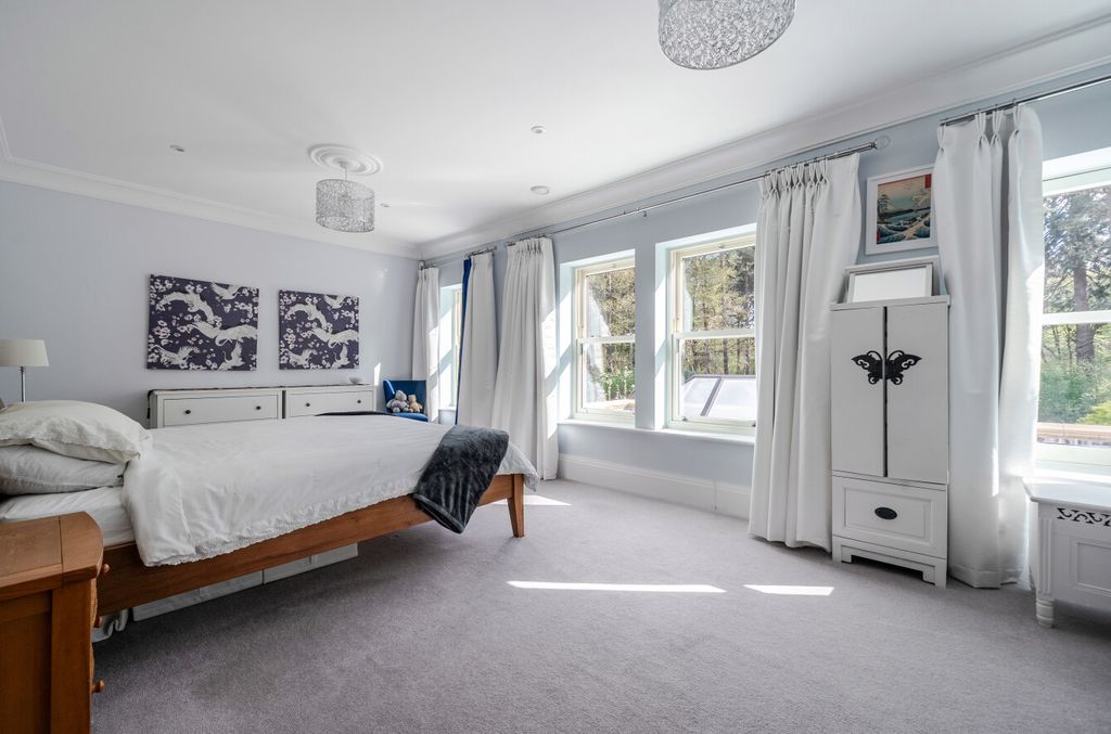 Additional image 19 of 6 bed detached house for saleWaterloo Road, Crowthorne, Berkshire RG45