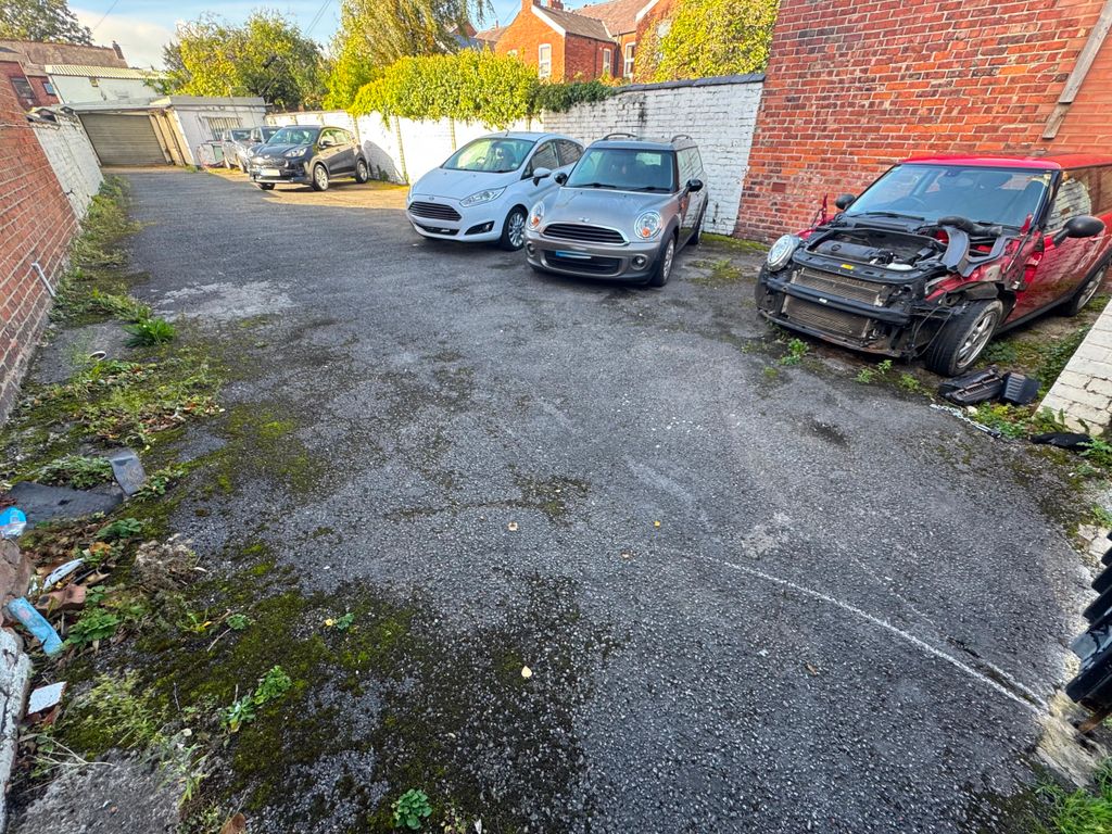 Property photo 3 of 15