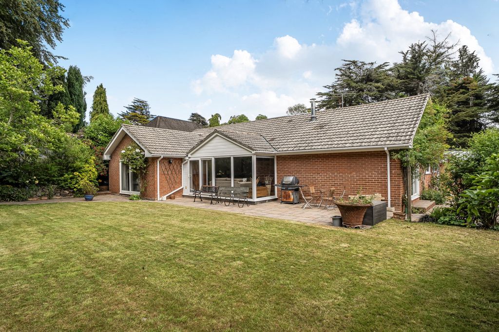 Property photo 1 of 26