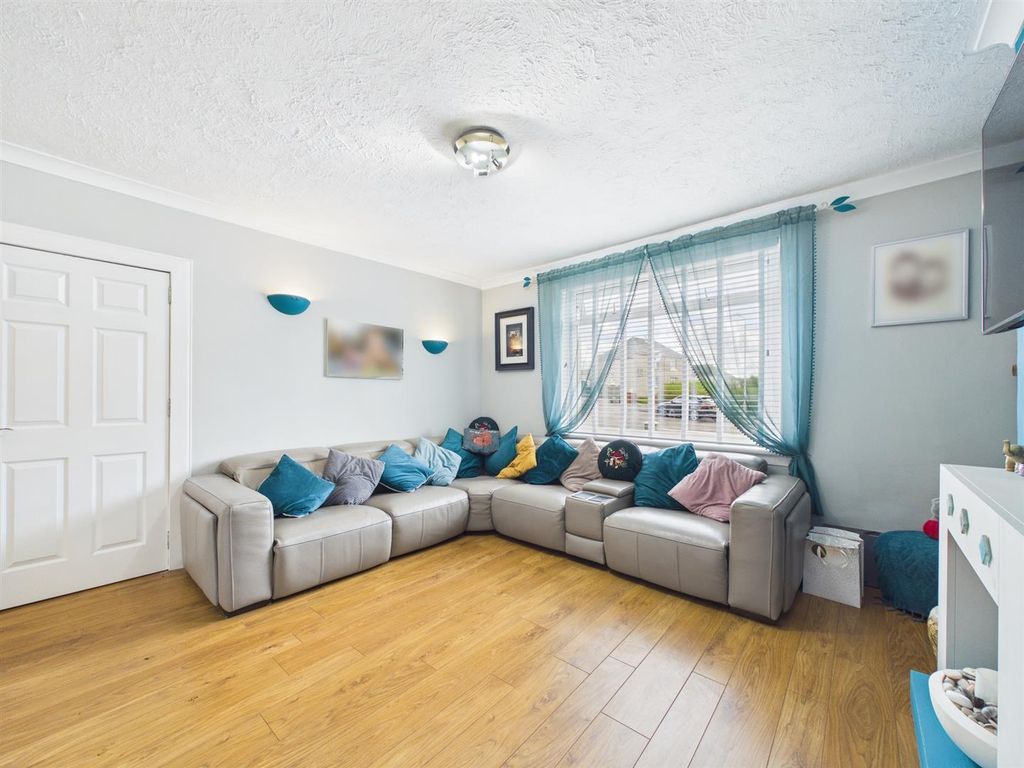 Property photo 3 of 18 Cam03782G0-Pr0312-Still011_Alt.Jpg