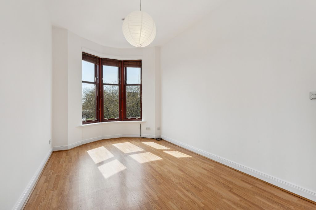 Property photo 3 of 11 3