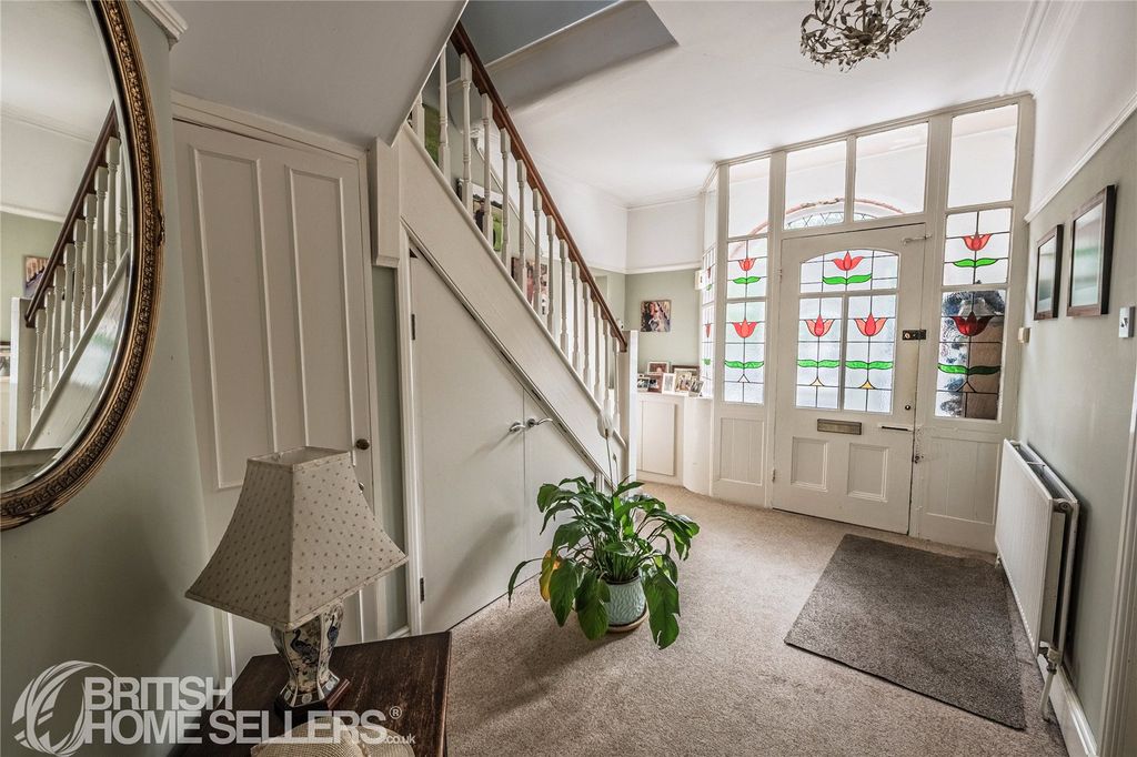Property photo 2 of 33 Picture No. 04