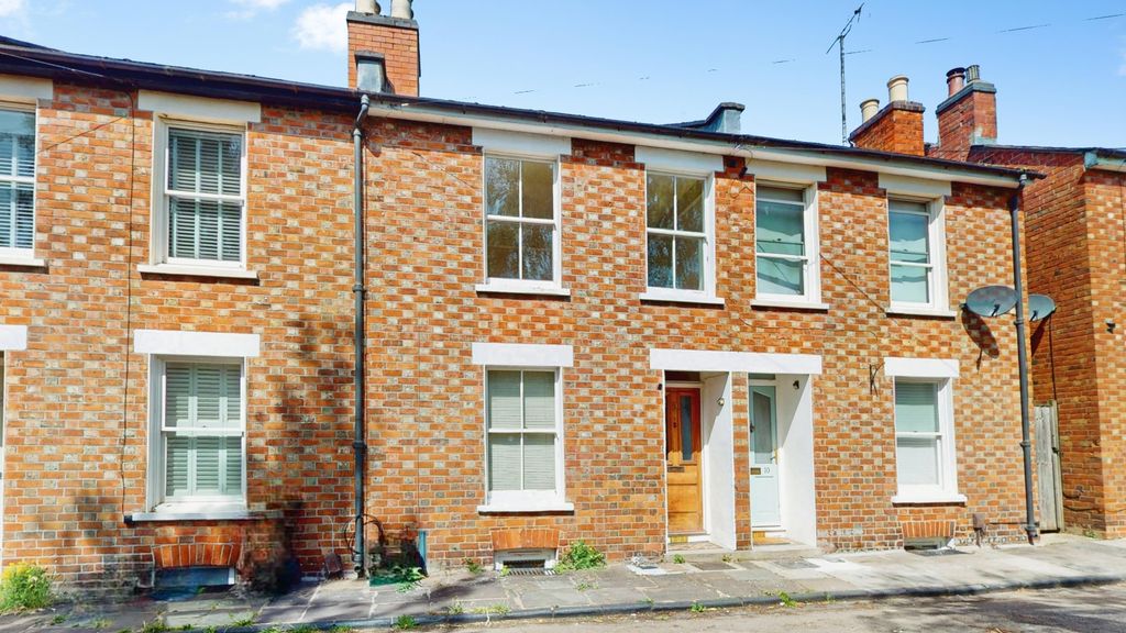 Property photo 1 of 17 5d