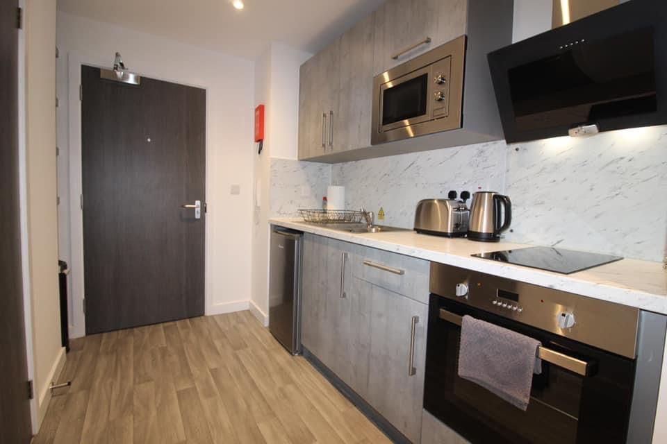 Property photo 3 of 6 Kitchen