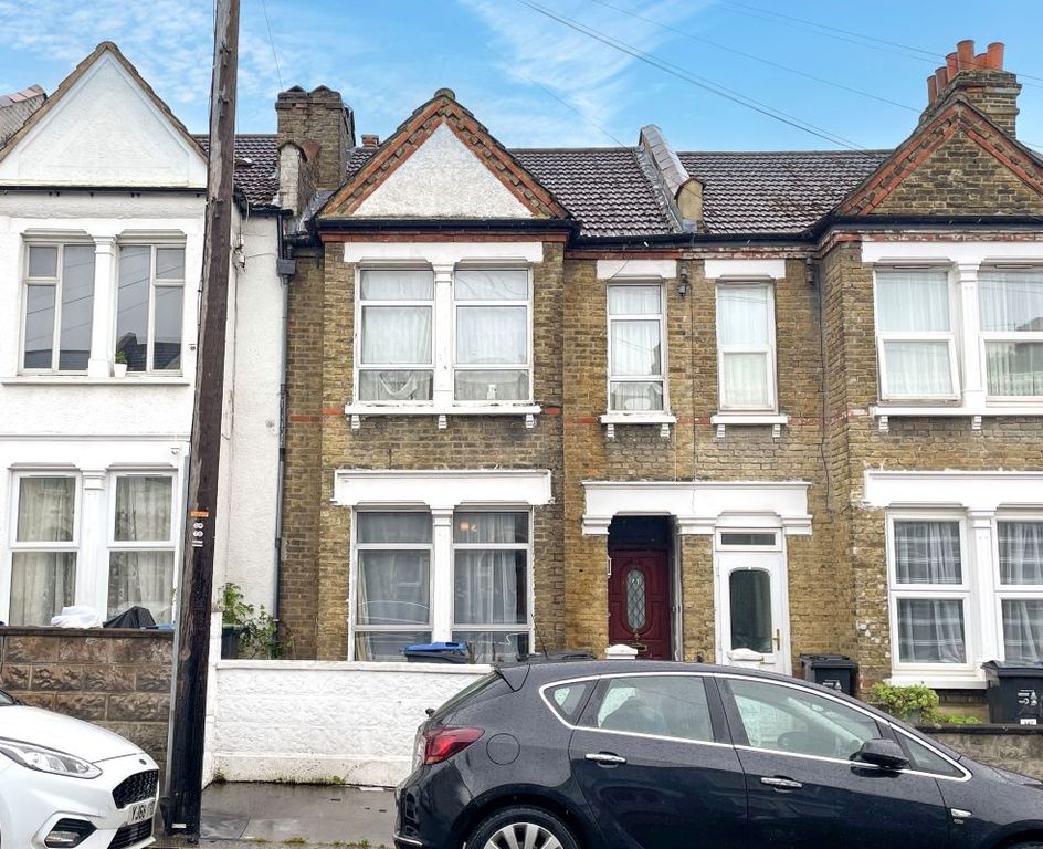 Property photo 1 of 11