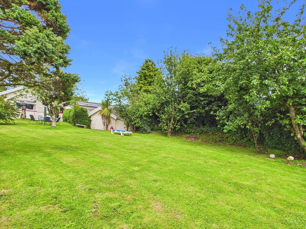Property photo 3 of 25