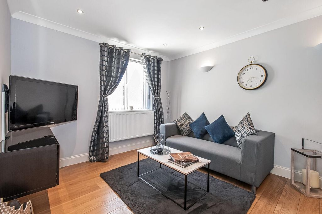 Property photo 2 of 9 R2A1931-1-1495x997.Jpg