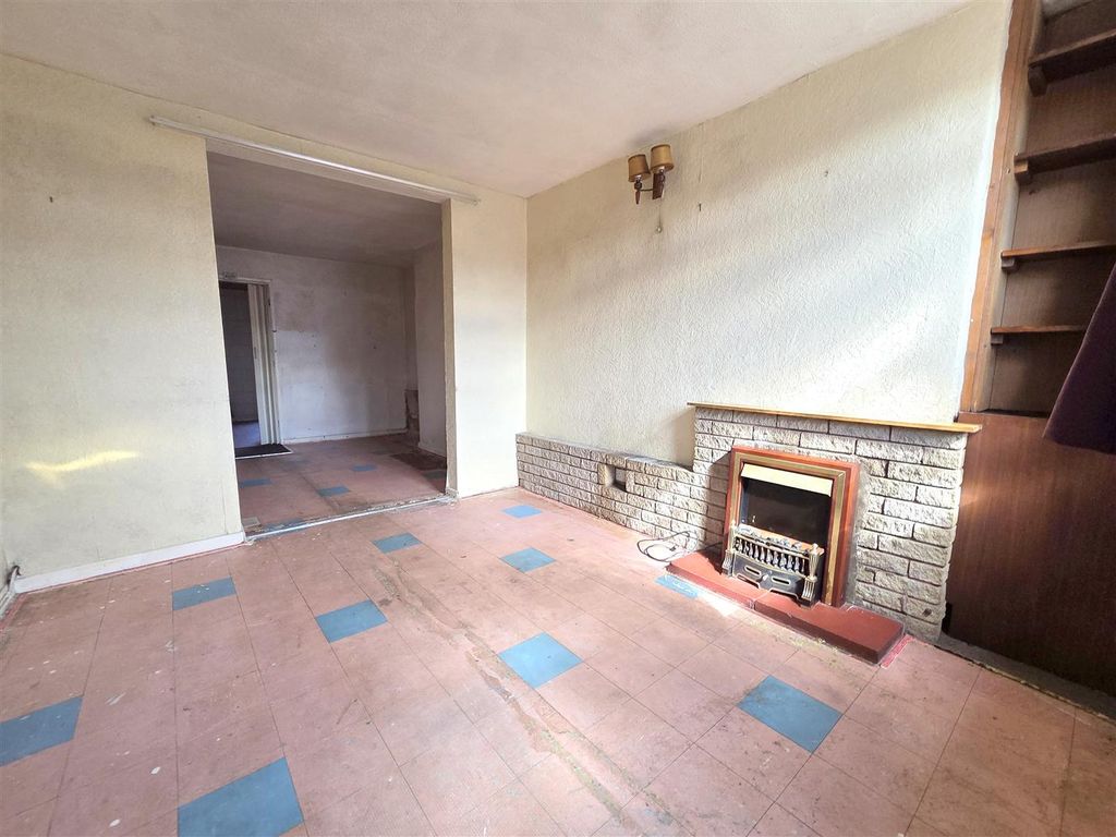 Property photo 2 of 12 Living Room