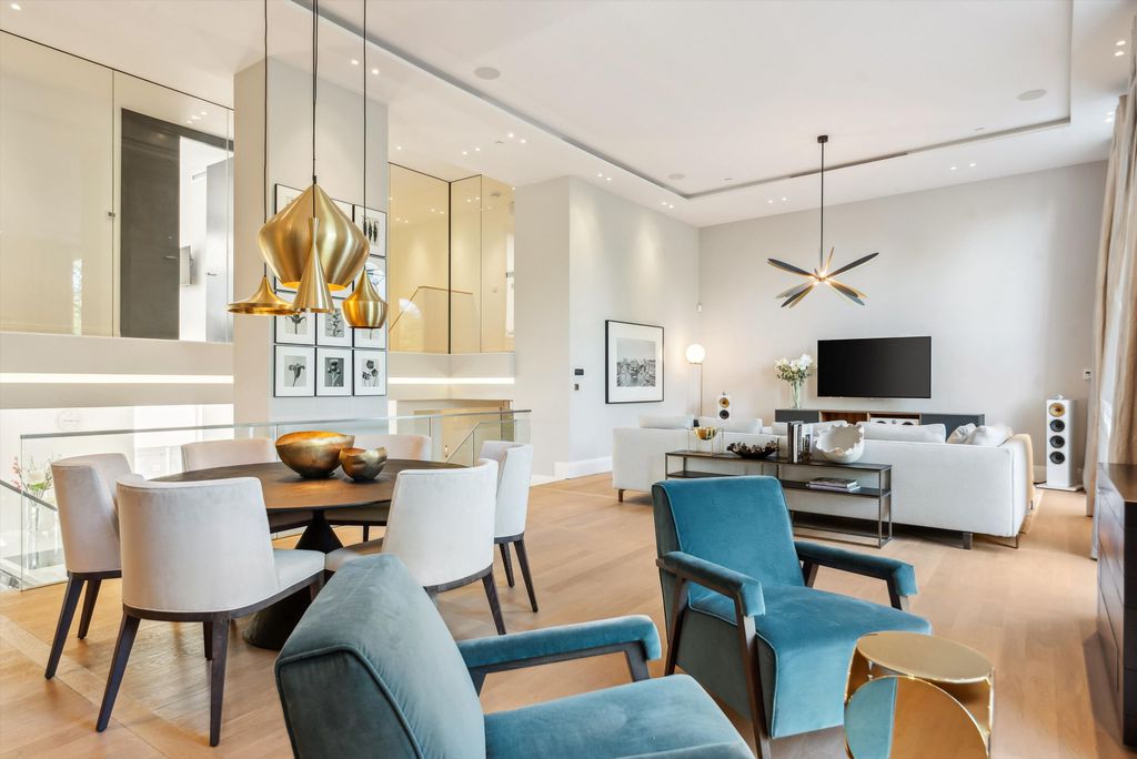 Property photo 1 of 19 Image