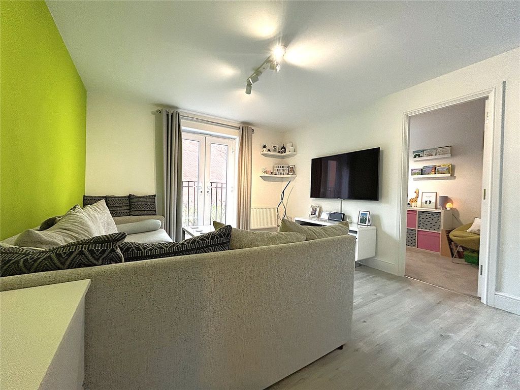 Property photo 2 of 11 Picture No. 01