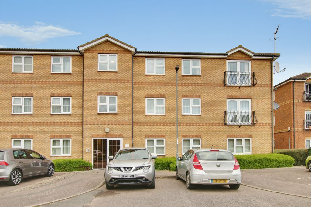 Property photo 1 of 8