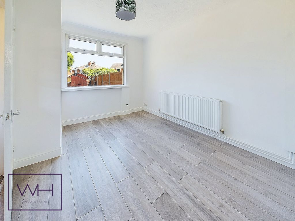 Property photo 3 of 17 Cam03785G0-Pr0095-Still007