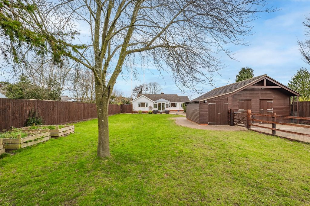 Property photo 2 of 28 Picture No. 32