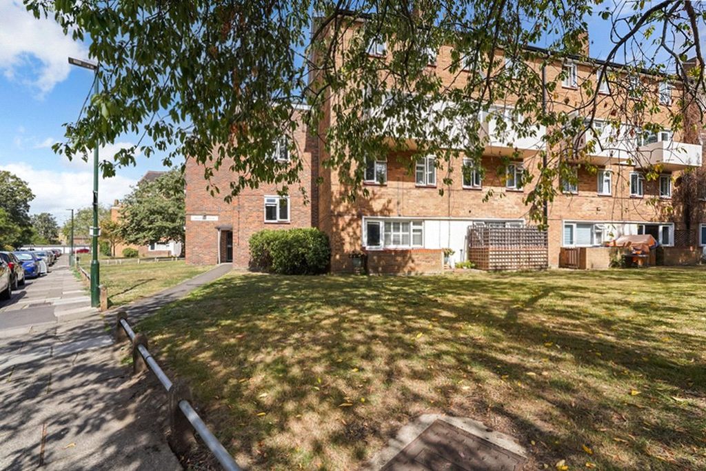 Property photo 1 of 15 Picture No. 24