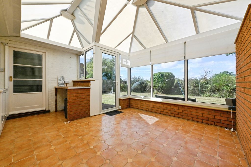Property photo 3 of 17 Photo