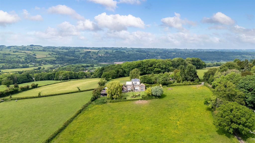 Property photo 2 of 22 1087Llanfairfarm-03.Jpeg