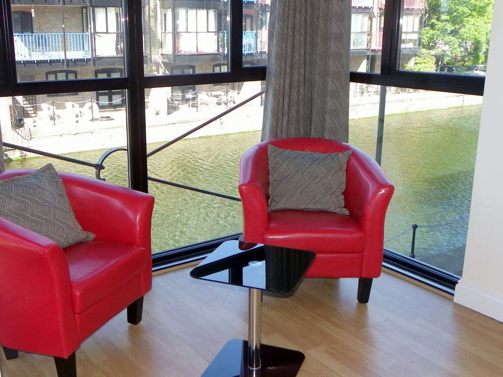 Property photo 2 of 24