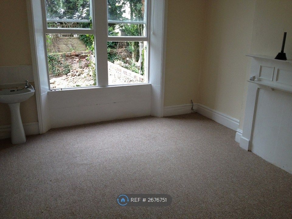 Property photo 3 of 4