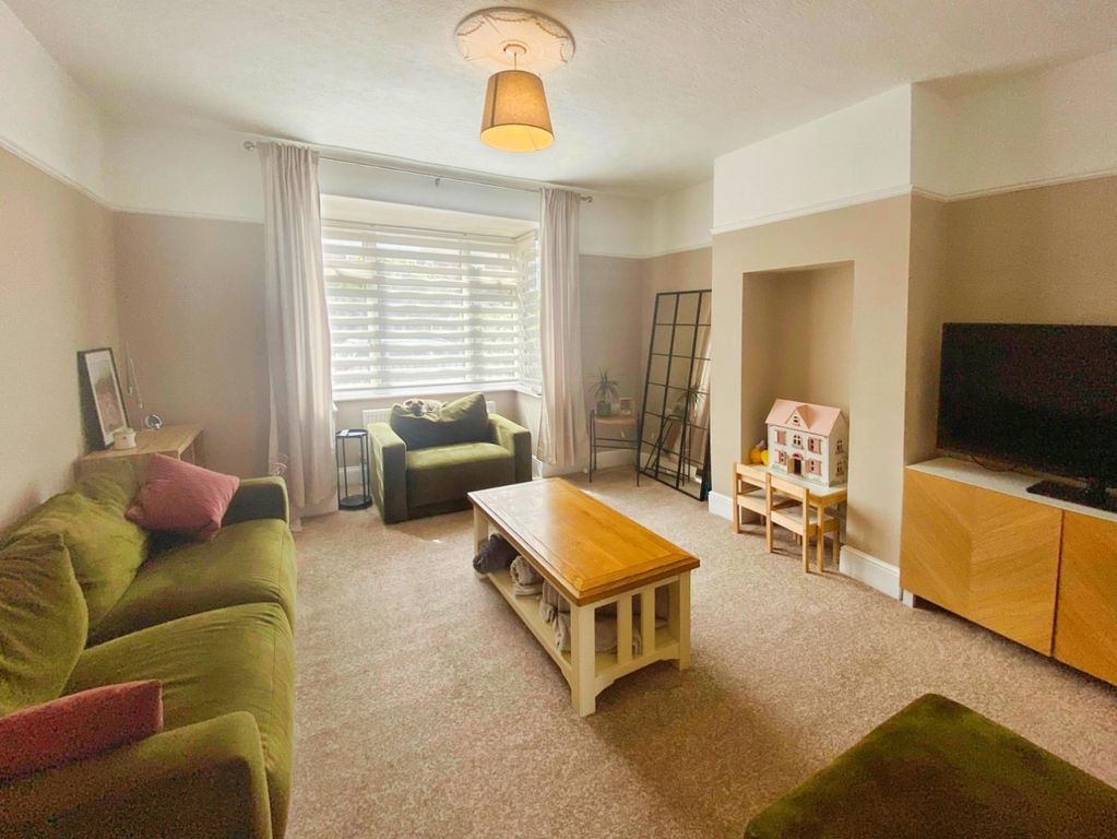 Property photo 3 of 19 Pbox-Img.Jpg