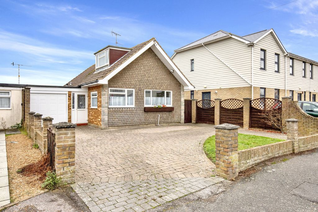 Property photo 1 of 27