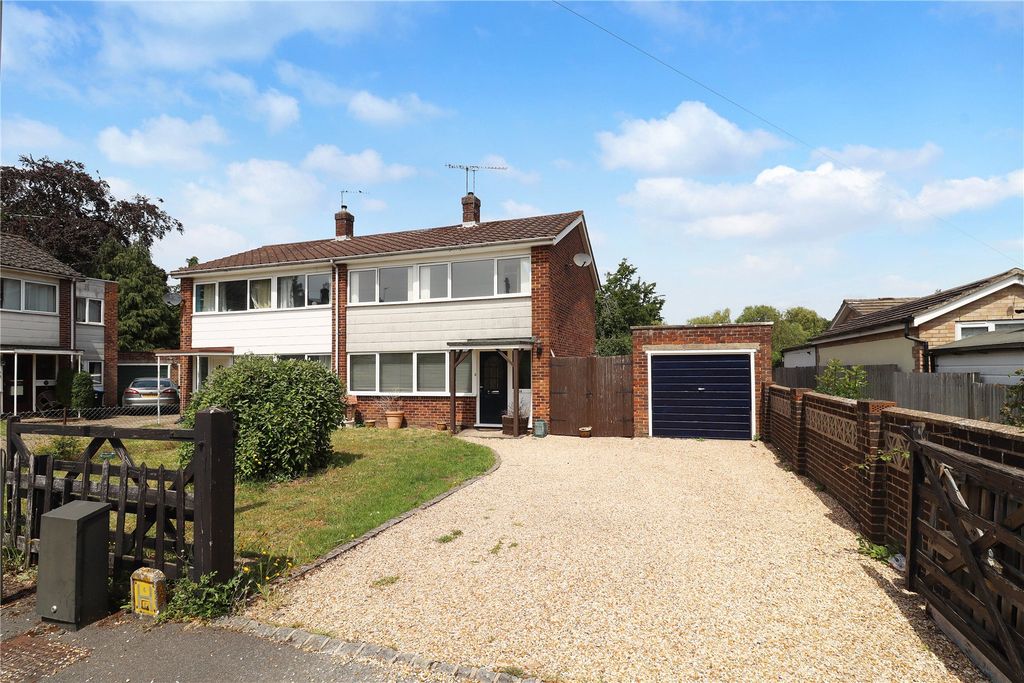 Property photo 1 of 12 Picture No. 14