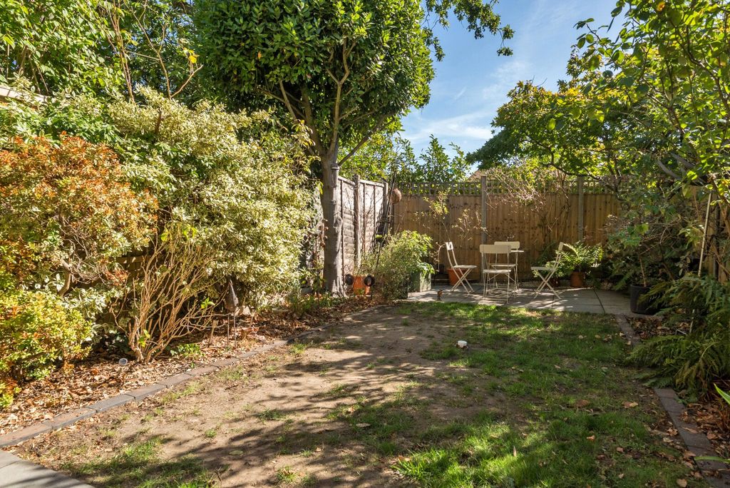 Property photo 2 of 16 Picture No. 02