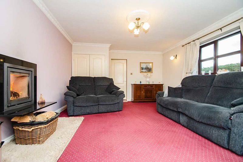 Property photo 3 of 30 Photo 37