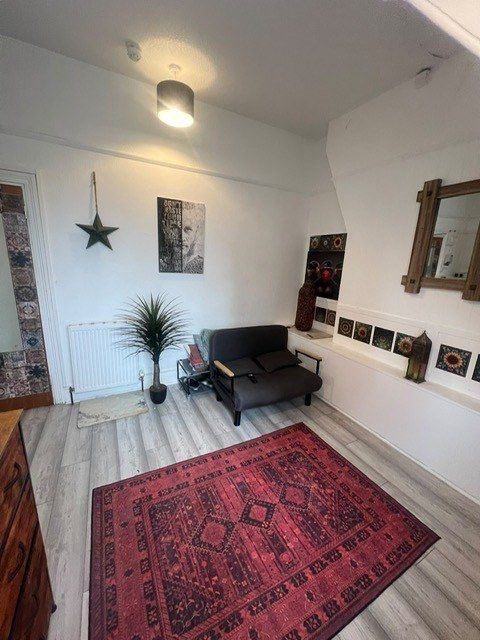 Property photo 2 of 6 2
