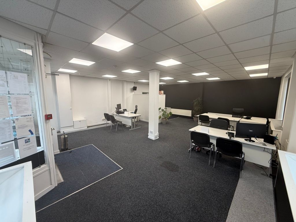 Property photo 2 of 11 Photo 2